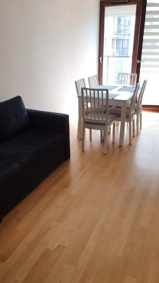 Apartament Na 6 Pietrze Lägenhet Warszawa Exteriör bild